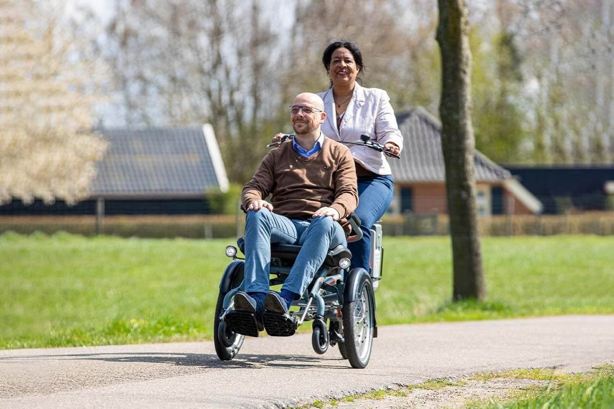 1709199821-van-raam-wheelchair-cycle-opair Van Raam OPair Rolstoelfiets - Afbeelding 5