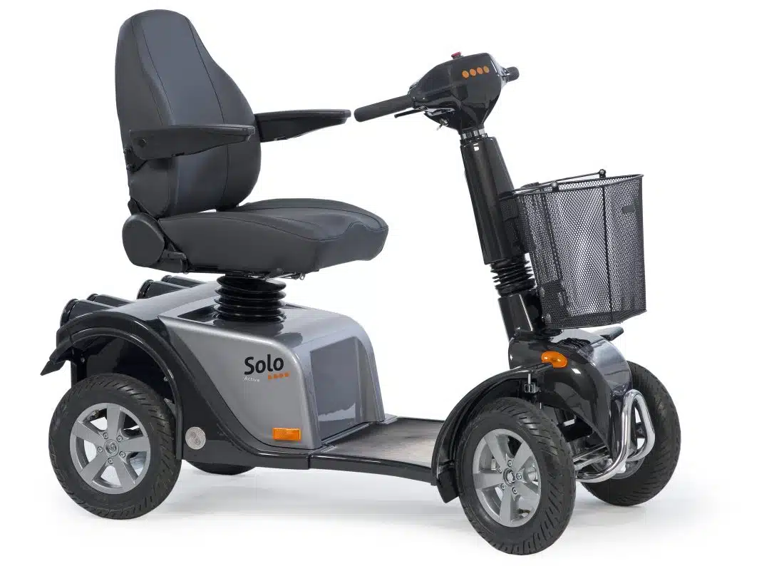 Solo_4_diagonal_right_-_silver-1-1100x794 Life & Mobility Solo 4 - Afbeelding 2